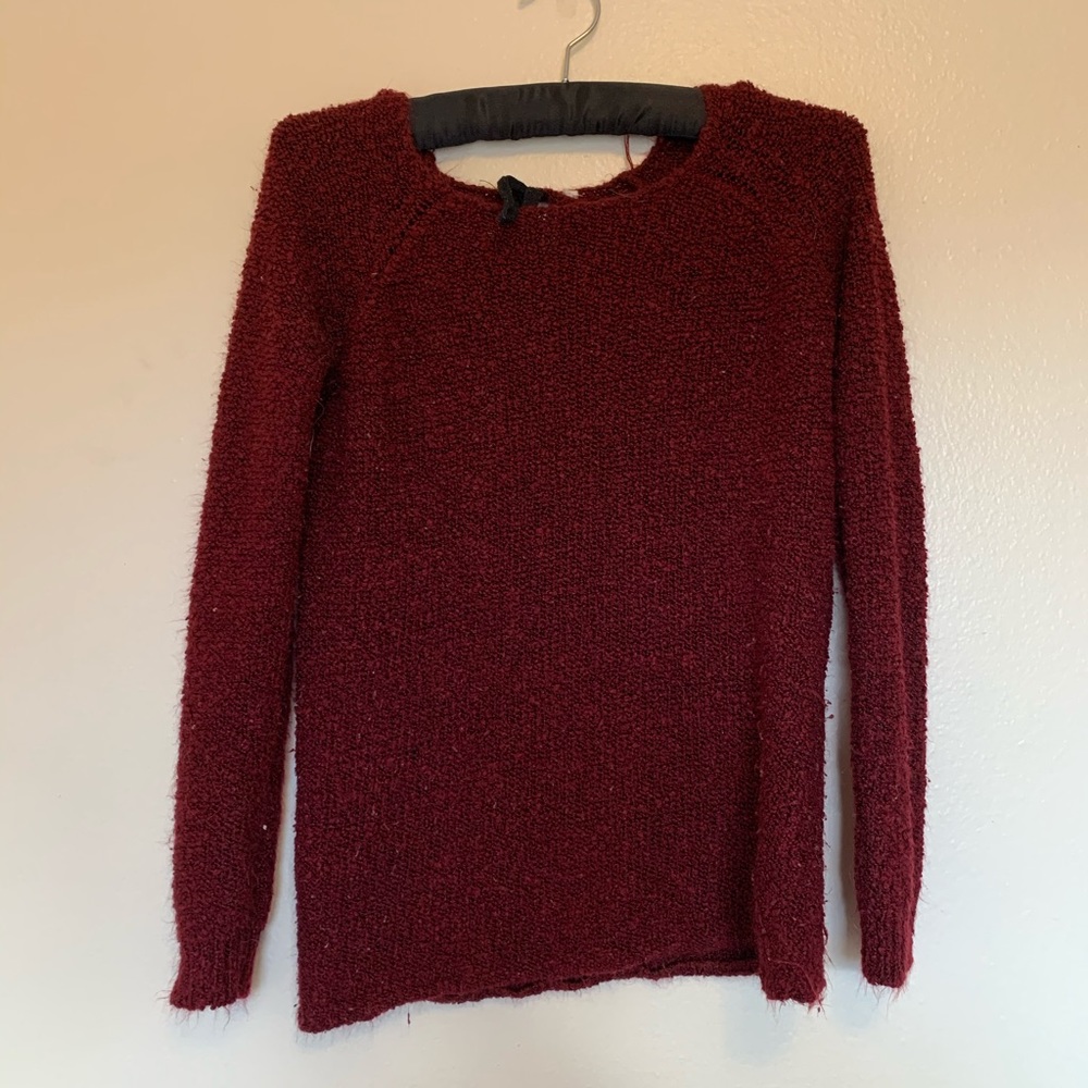 Maroon Sweater/Stradivarius. Size Small